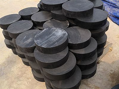 文昌市板式橡胶支座由若干层橡胶片与薄钢板经加压硫化